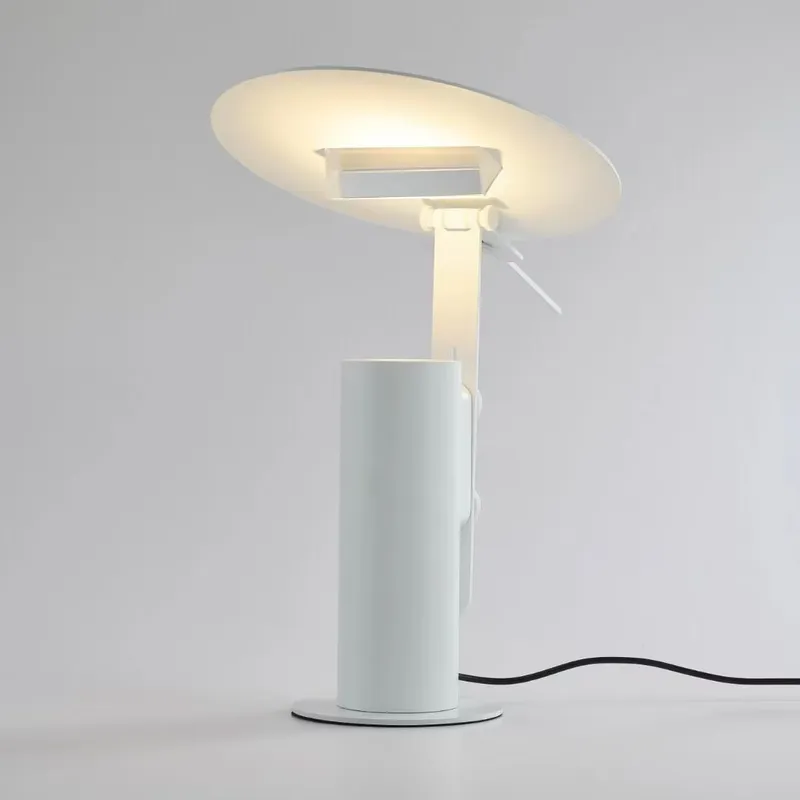 Decor Lighting Lamps - モダンでクリエイティブなシンプルレインボー雰囲気、目に優しい調光可能なCOB LEDアルミ製テーブルランプ、寝室装飾用RGBライト