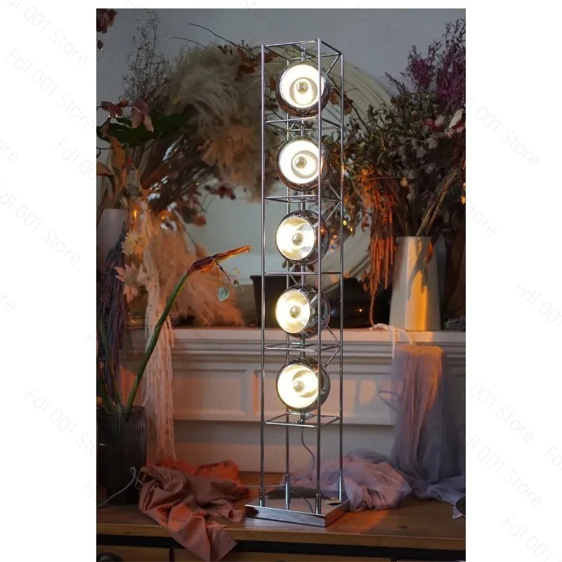 クリエイティブなバウハウスフロアランプ、クロムメタルLEDス - Lighting Decoration Ideas のレビューと価格